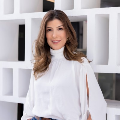 Carol Zwag, CHRO, L'Occitane